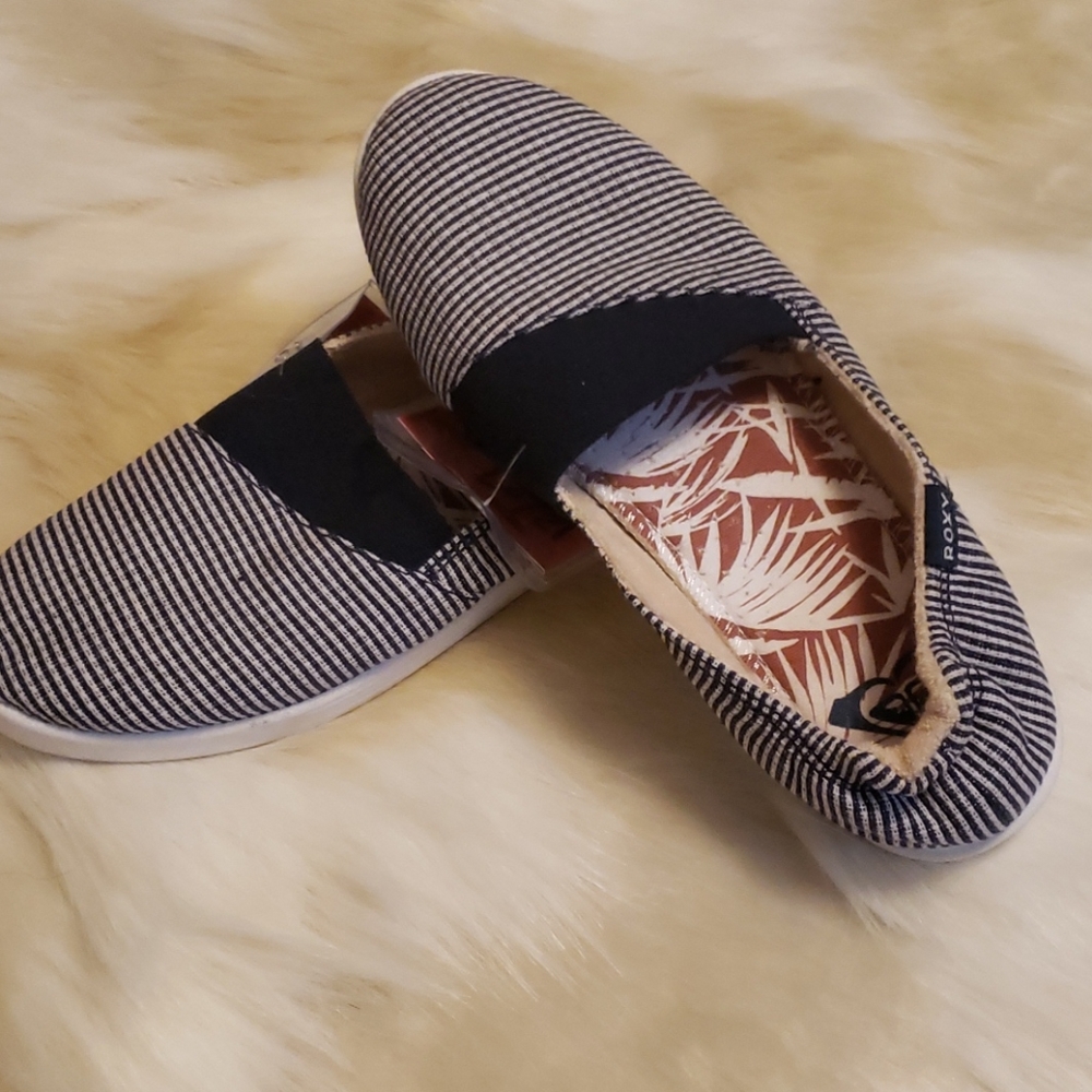 Roxy slip in shoes